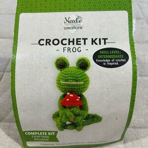 Frog Crochet Kit - Green